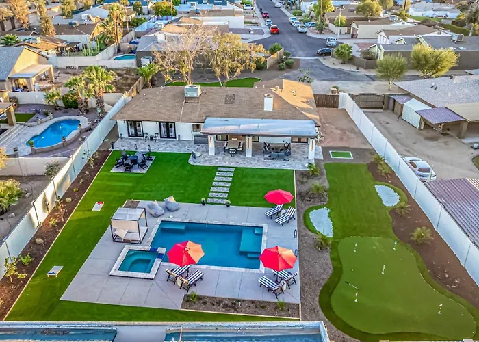 New - The Palmcroft Golf Escape Holiday home *